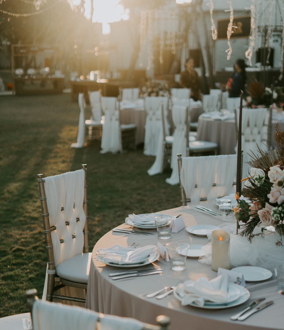 White Table With Chairs